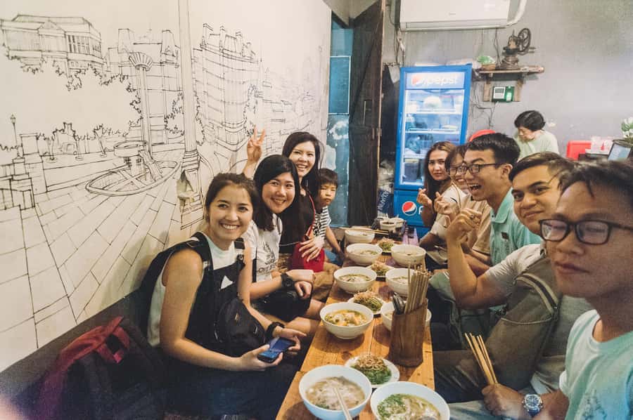 HCMC: Female Rider: Saigon Motorbike Adventures - Riding safely through Saigon traffic