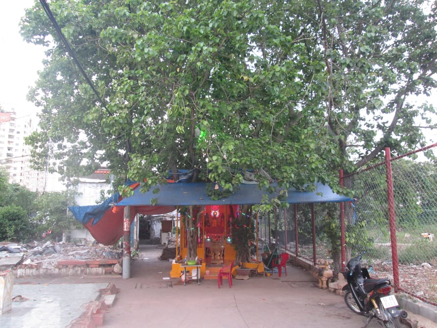 Ho Chi Minh City: Ghost, Belief & Culture Tour on Motorbike - What the motorbike ride is really like