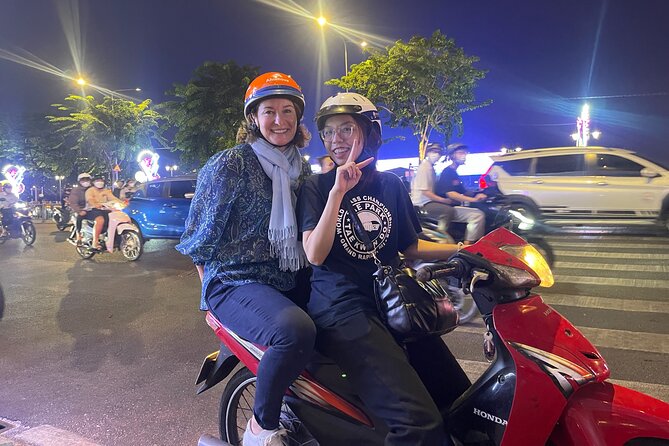 Ho Chi Minh city Sightseeing or Midnight nightlife by motorbike - Key points at a glance