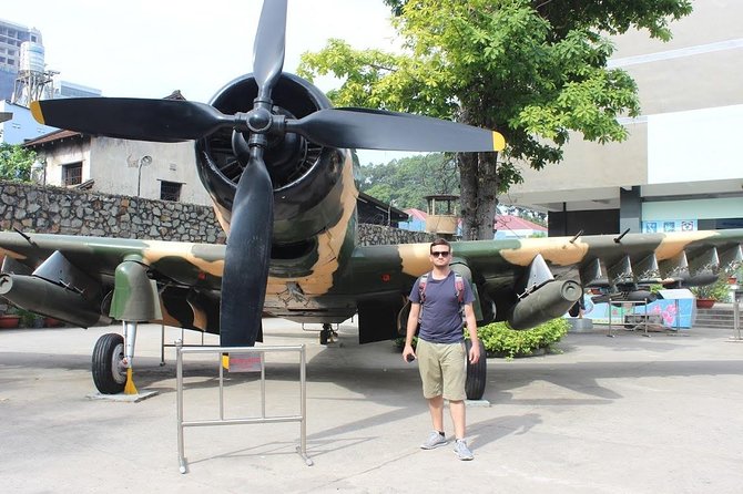 Ho Chi Minh City Tour on Motorbike - Food, fruit, snacks, and unlimited drinks