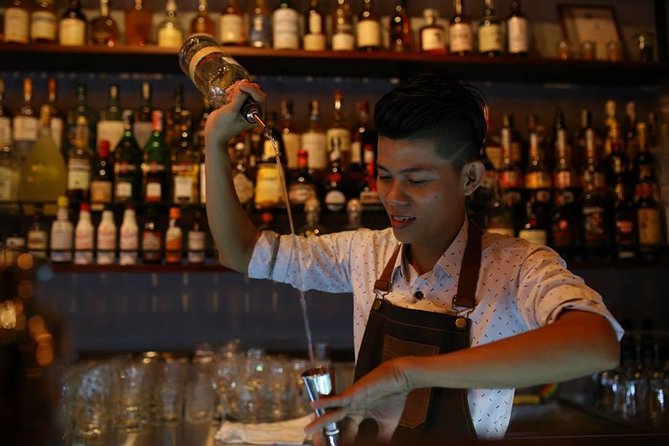 Ho Chi Minh Nightlife & Street Food Tour By Motorbike - Starting near Ben Thanh Market at 6:00 pm