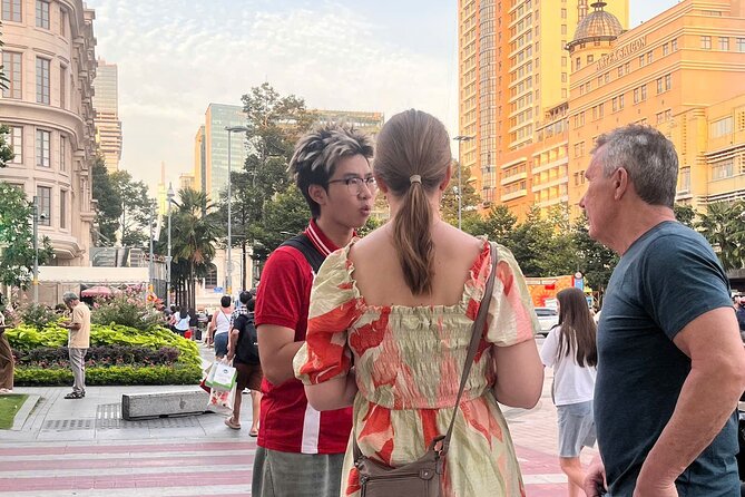 Ho Chi Minh Street Food and Sightseeing By Motorbike - Thich Quang Duc Monument and the city’s difficult past