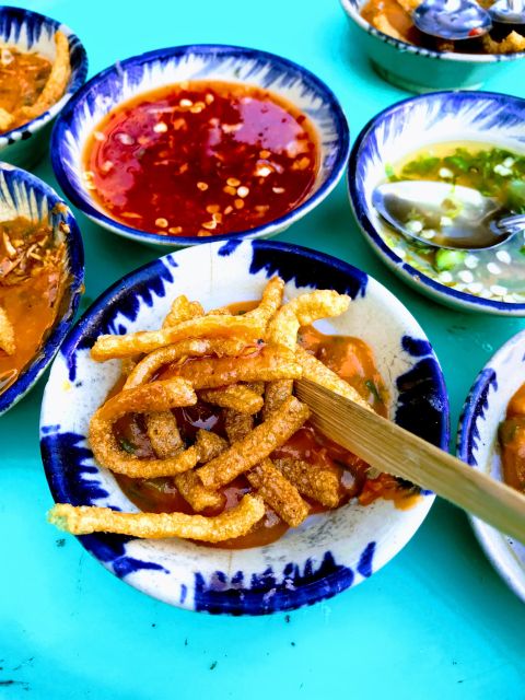Hoi An Street Food Tour by Motorbike - Meeting your guide and getting on the road
