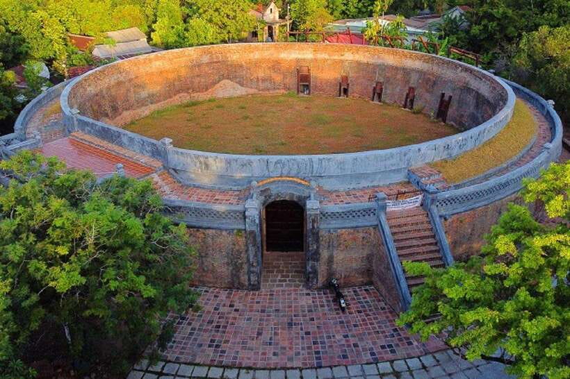 Hue City Motorbike Tour to Countryside, Pagoda & Royal Tombs - Tiger Arena, where imperial entertainment turned brutal