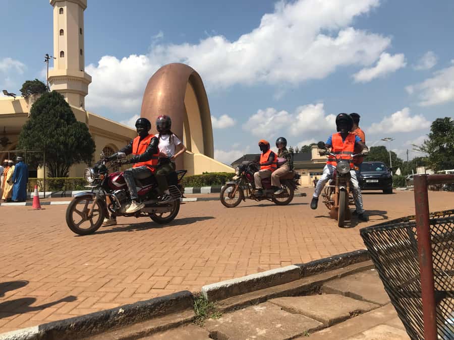 KAMPALA MOTOR BIKE TOURS (boda boda tours) - Katanga and the realities of city life