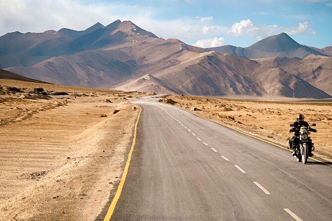 Leh Ladakh Motorcycle Tour / Private Luxury Car Tours - Day 7: Departure after breakfast