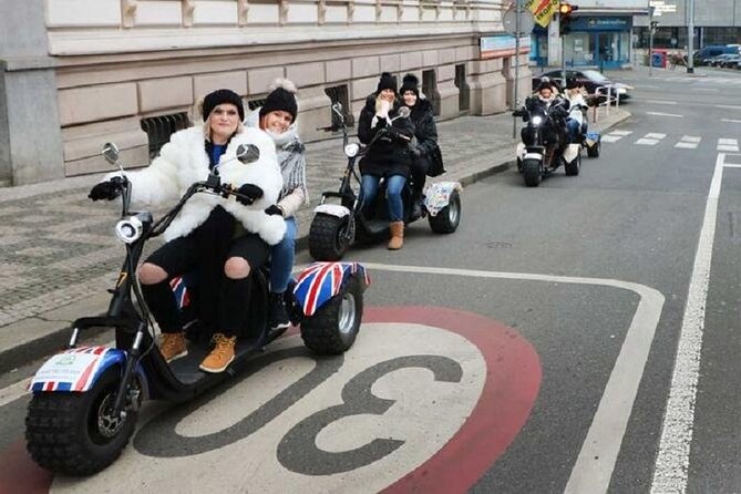 Live-Guided ️Trike-Harley️ Viewpoints tour of Prague - The longer route reaches Old Town