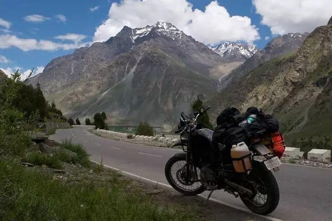Motorbike Tour To Leh Ladakh - Day 6: Chang La and a return to Leh