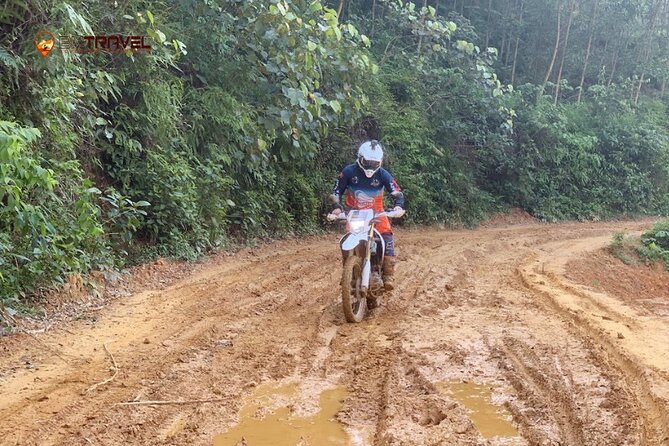 Motorbike Tours vietnam Off-road Ha Giang Dong Van Geopark 3D2N - Day one: Ha Giang to Quan Ba and Yen Minh