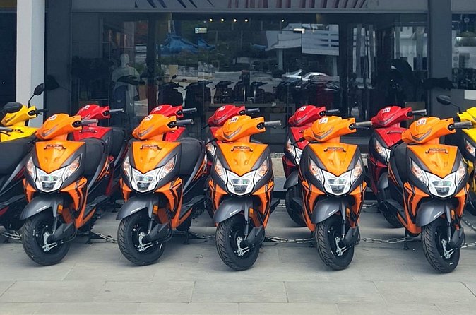 Motorcycle and Scooter rental in Punta Cana - Helmets, passengers, and practical equipment