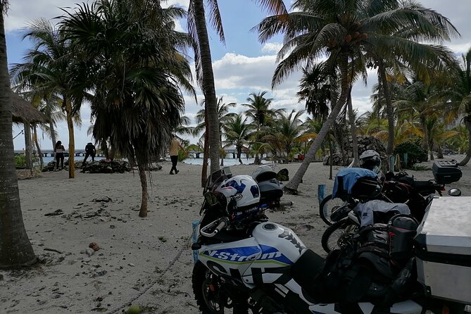 Motorcycle Tours Mexican Caribbean. Experienced motorcyclist only - How the private format affects the day