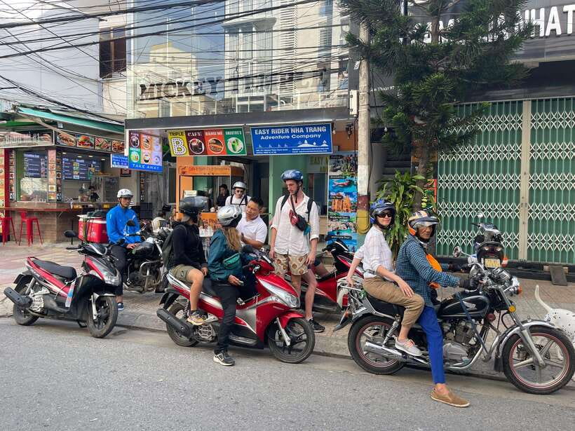 Nha Trang: Half-Day City Tour by Motorcycle - Mat weaving and rice paper making