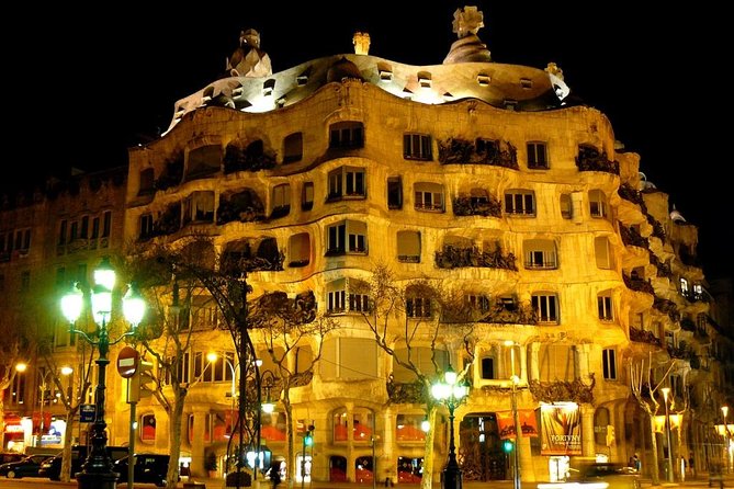 Night Tour of Barcelona by Sidecar Motorcycle - Why a sidecar works so well after dark