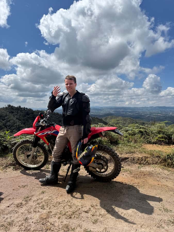 Off-road motorcycle adventure through the Medellín mountains - Is $150 a fair price?
