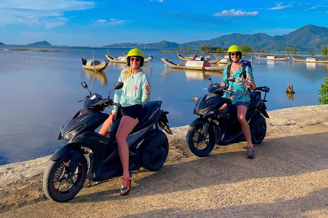 One way motorbike rental Phong Nha - Hue via Ho Chi Minh trails - Helmets, gloves, and protection pads
