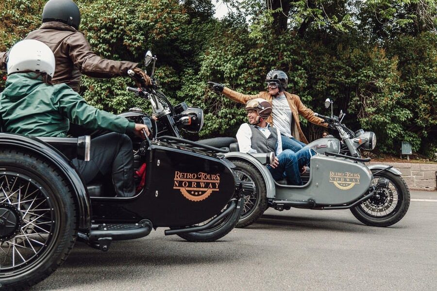 Oslo: 2-Hour Retro Motorcycle Sidecar City Tour - Starting downtown at the Parliament and Royal Palace