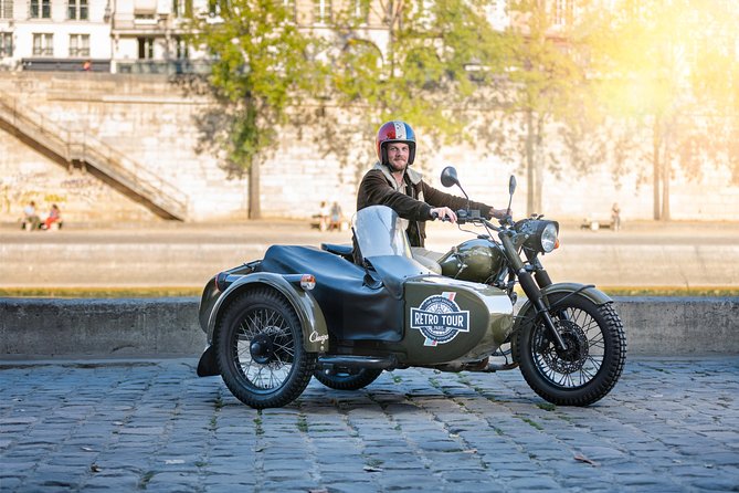 Paris Private Vintage Half Day Tour on a Sidecar Motorcycle - Montmartre, from the Wall of Love to Sacré-Cœur