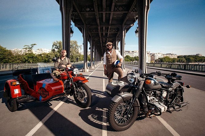 Paris Vintage Private City Tour on a Sidecar Motorcycle - The Eiffel Tower, Arc de Triomphe, and Les Invalides