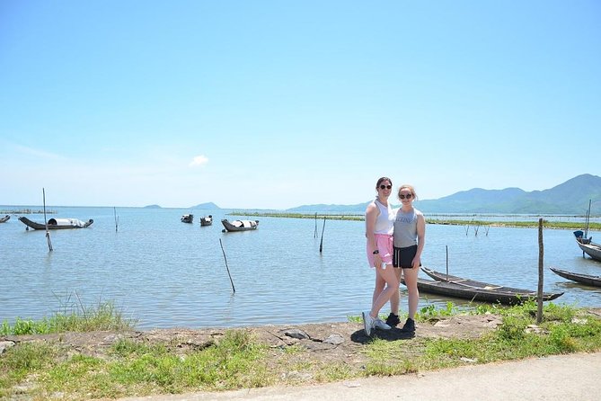 Phong Nha Motorbike tours. - The Duck Stop and Bong Lai food stops