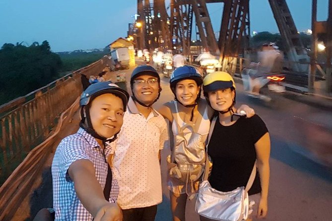 Private Hanoi Motorbike Sightseeing and Food Tour - Why a Hanoi motorbike is the right viewpoint