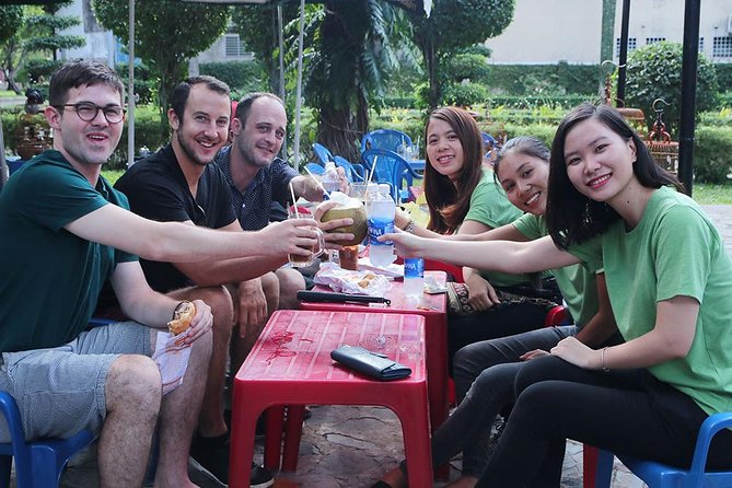 Private Ho Chi Minh Sightseeing by Motorbike with Local Students - Thich Quang Duc Monument and a difficult chapter of history