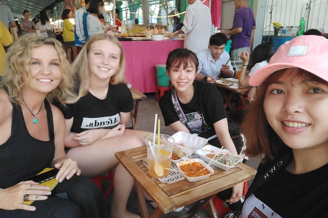 Private sight-seeing motorbike tour with local expert/student in HCMC - What the $23 price really includes