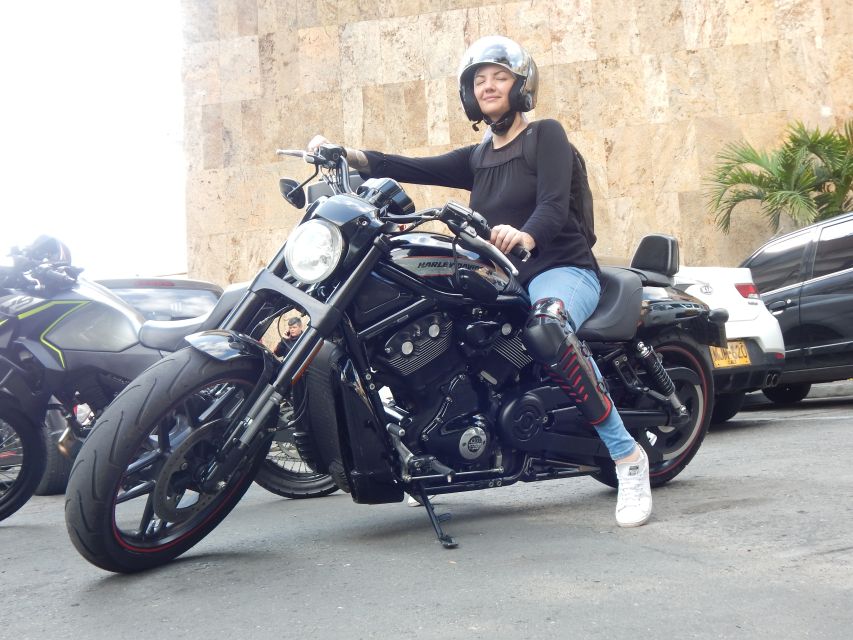 Private Tour on a 1100cc Cruiser Motorcycle - FAQ