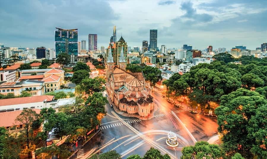 Private Tour: Visit 5 Districts In Ho Chi Minh By Motorbike - Five reasons this ride is worth considering