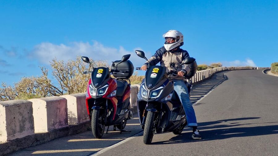 Puerto de la Cruz Motorbike tour through Teide National Park - The café stop and the rhythm of the morning