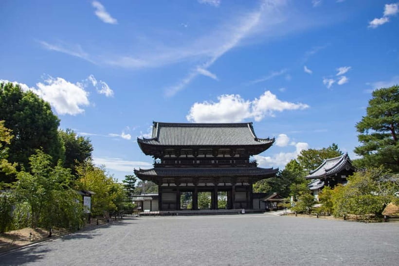 Rental Motorcycle Tour in Kyoto: Arashiyama & West Temple - Clothing, documents, and weather planning
