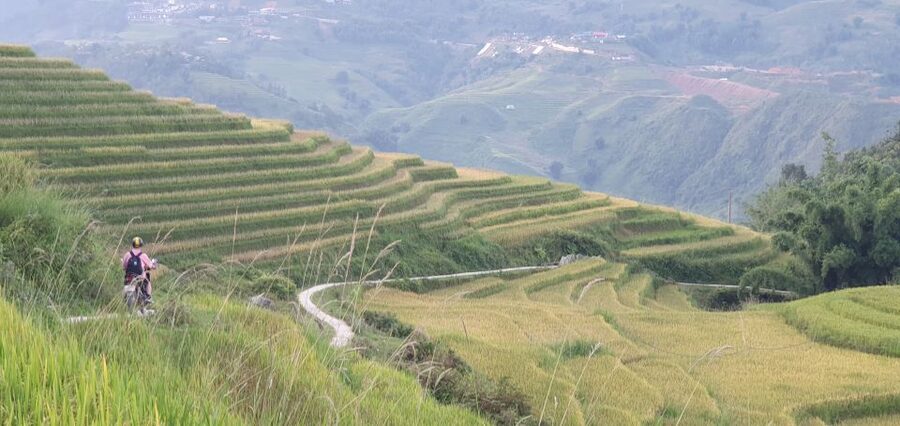 Sa Pa: Guided Motorbike Tour to Ethnic Villages with Lunch - What to pack for a day on two wheels