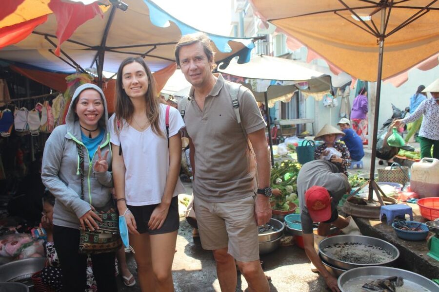 Saigon City Motorbike Tour - District 10 and the flower market