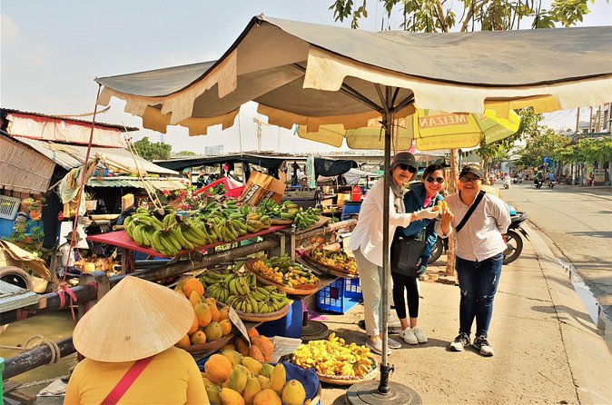 Saigon Market Tour by motorbike ( different markets in HCMC) - Chinatown and its two-hour market circuit