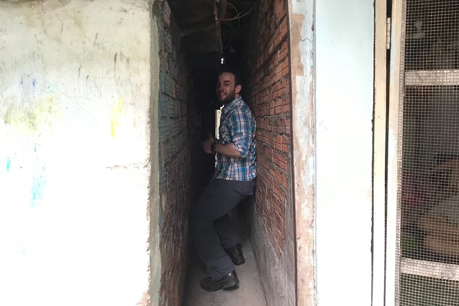 Saigon Slum tour and Saigon Chillspots by motorbike/ Aodai rider - Nguyen Thien Thuat apartment buildings, built in 1968