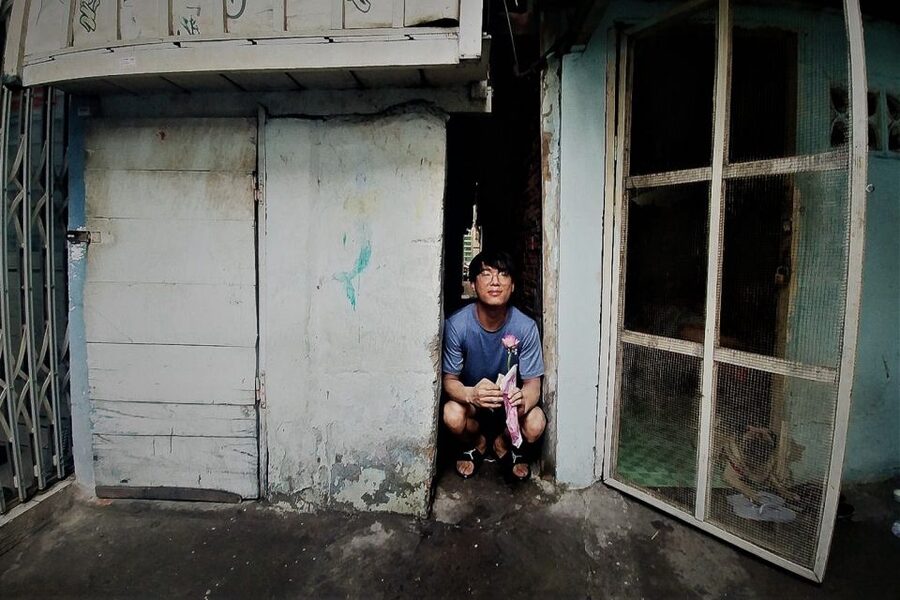 Saigon Slum Tour with Motorbike - From luxury towers to working-class alleys