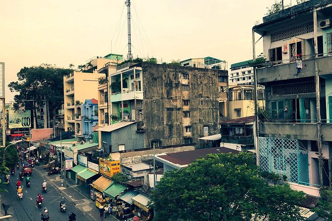 Saigon Vegetarian Tour by Motorbike and Scooter - District 4: a small island of city life