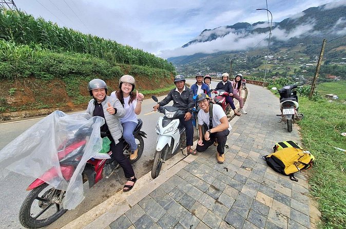 Sapa Loop Full Day Motorbike Tour with Lunch - O Quy Ho Pass and the Lonely Tree