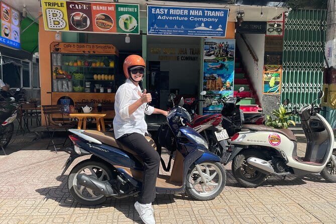 Scooter & Motorcycle Training Course 2hour - Starting at Vinh Luong Market