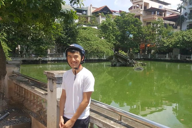 Small-group motorbike sightseeing and food tour in Hanoi - Huu Tiep Lake and the downed B-52