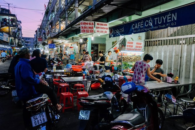 Small-group Street Food Lover by Motorbike (04 hours) - Key points to know before you book