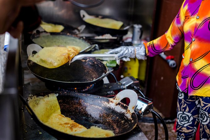 Small-group Street Food Lover by Motorbike (04 hours) - Ho Thi Ky Flower Market brings food and local life together