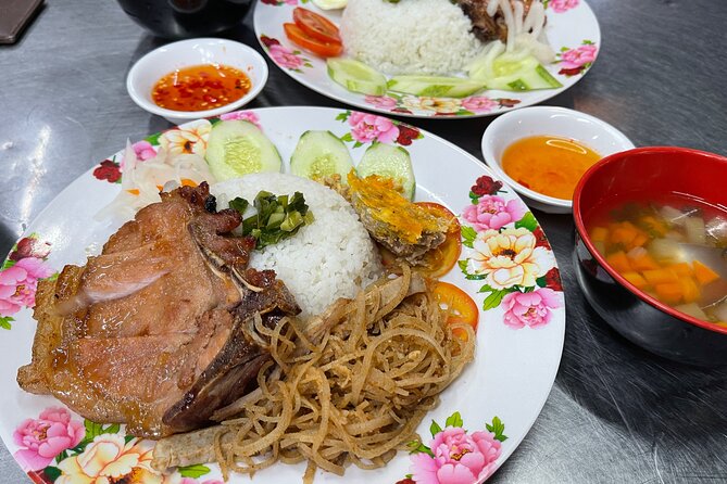 Top Notch Street Food Motorbike Tour In Ho Chi Minh City - District 3 and the grilled banana stop