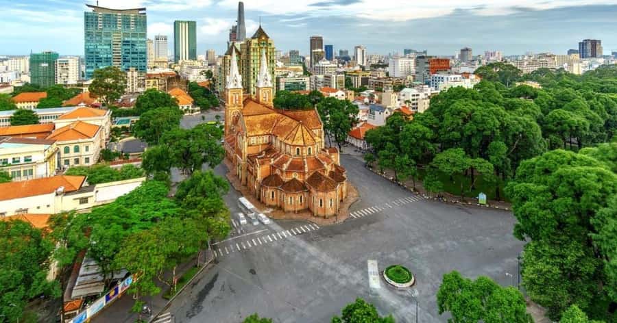 Visit 5 Districts & The Hidden Gems In Saigon By Motorbike - Who Should Book This Saigon Ride?